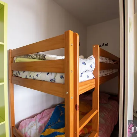 4-6 Personnes Avec Balcon Vue Et Parking - Fr-1-825-10 Apartment